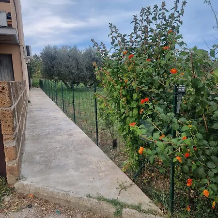 Апартаменты Con Giardino, A 10 Minuti Dal Mare 